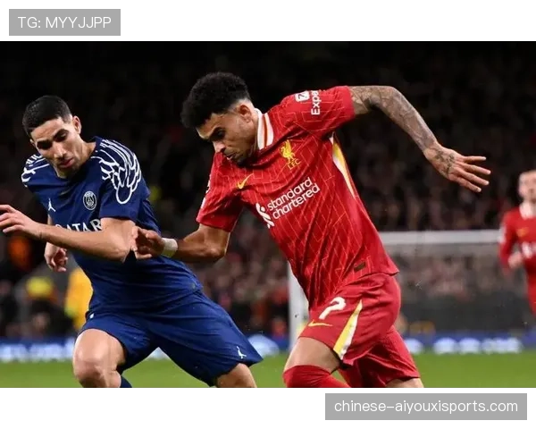 利物浦防线被巴黎边路打穿 科纳特争议铲逃点球判罚